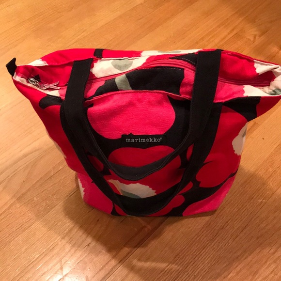 Marimekko Handbags - Marimekko Poppy Floral Canvas Handbag